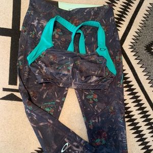 Oakley running pants, ( Oakley jog bra for sale on separate post) size M